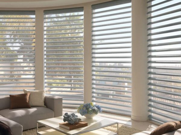 Cortinas Shangri-La Drapeggi – Elegancia y Control de Luz Sofisticado