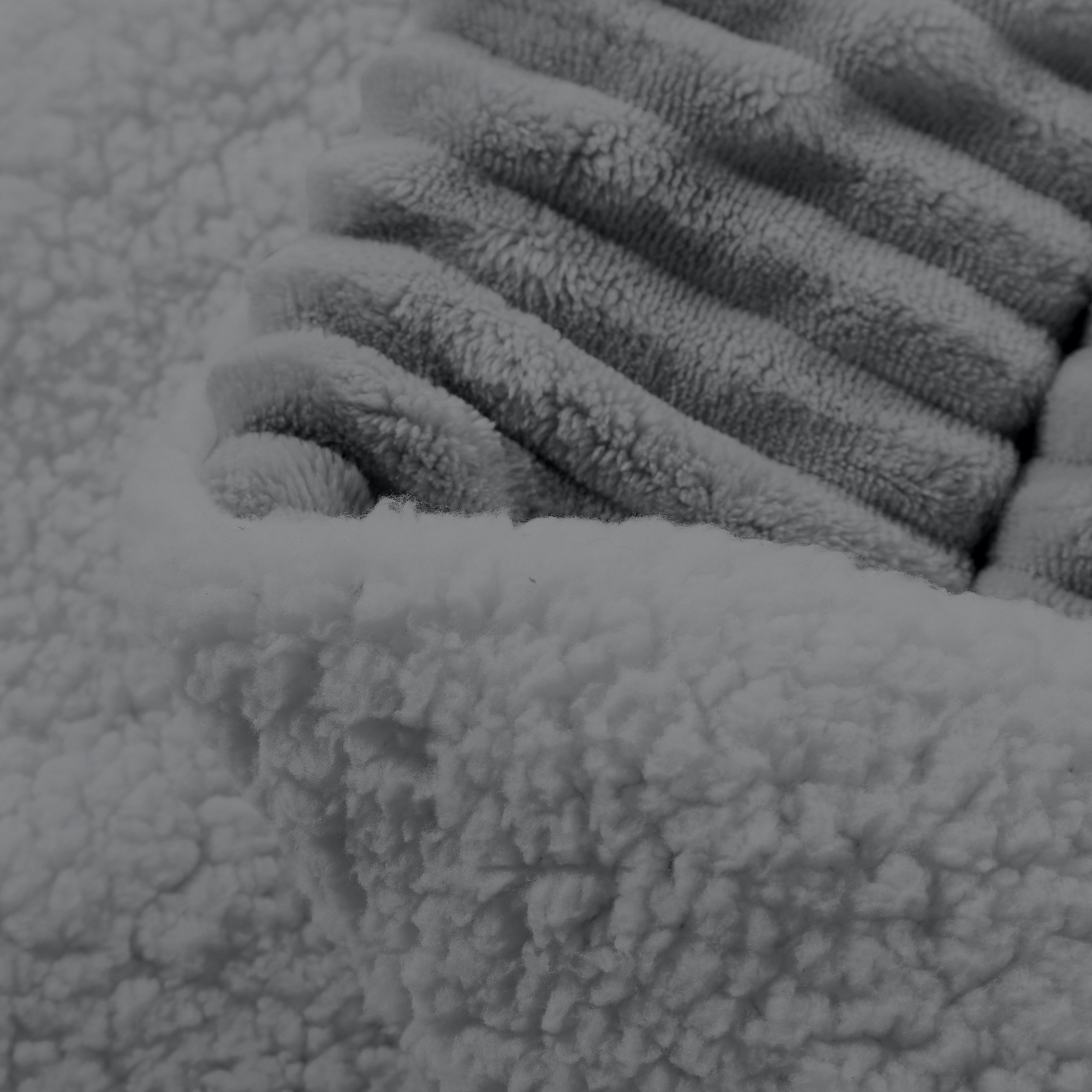 04 ACOLCHADO MOLLIS_GRIS OSCURO