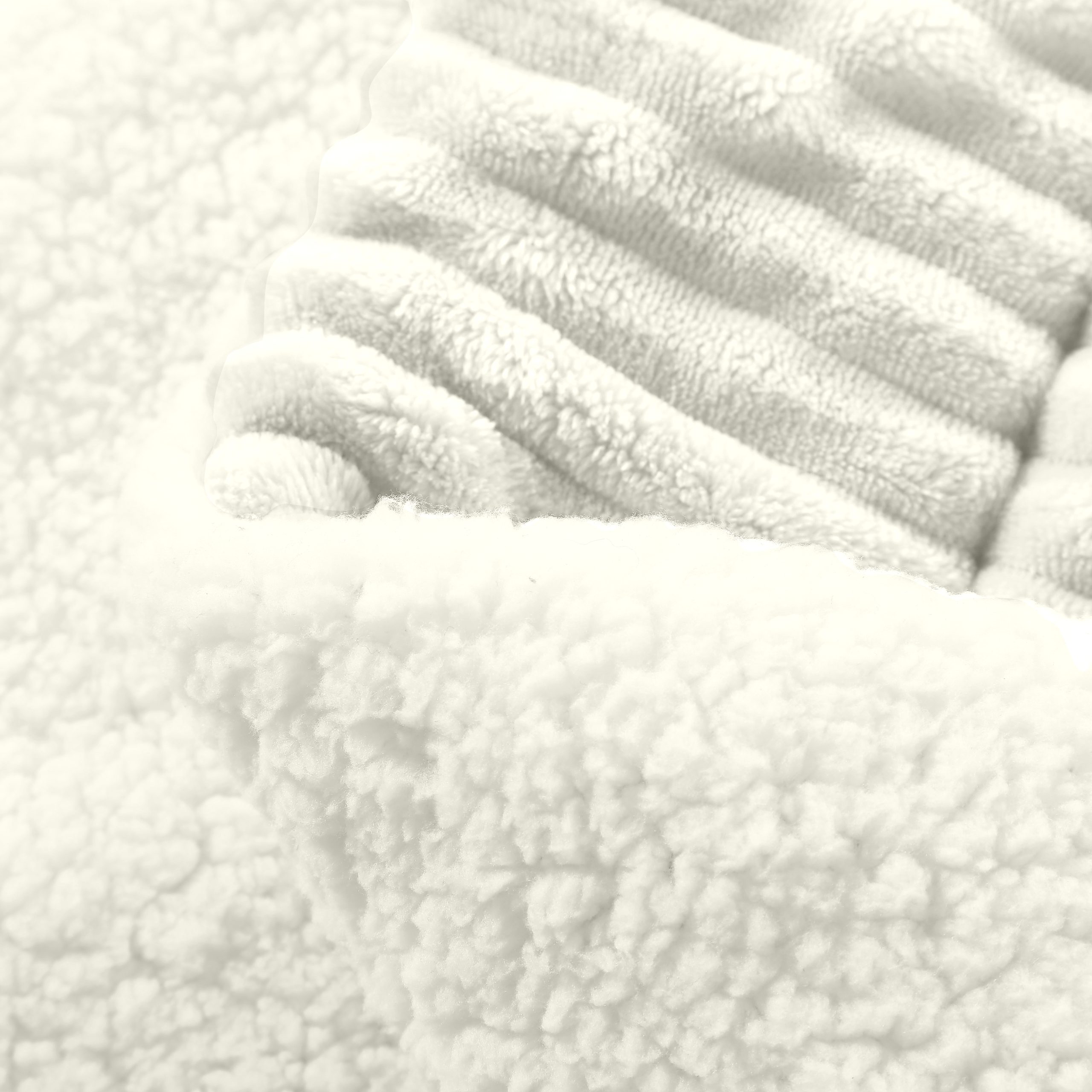 04 ACOLCHADO MOLLIS_MANTECA