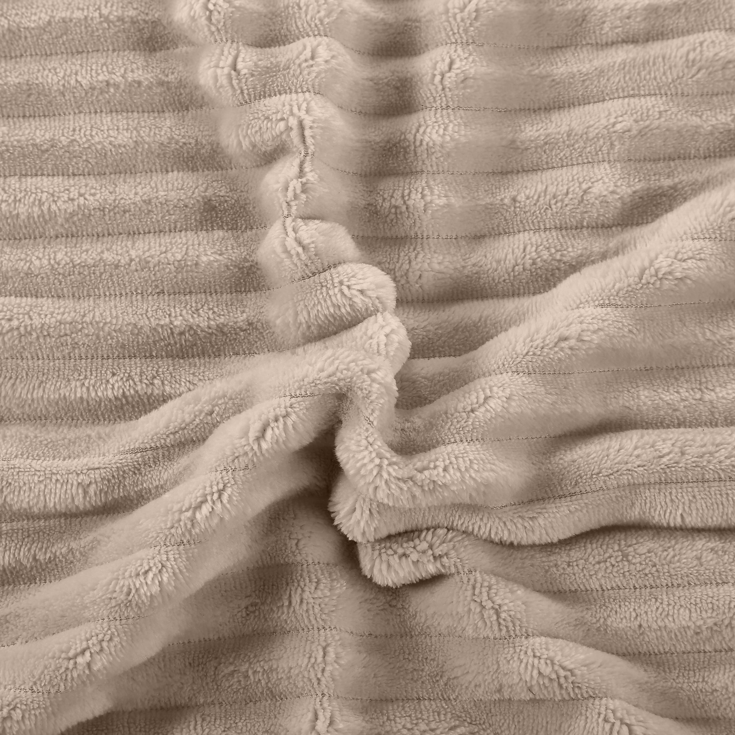 05 ACOLCHADO MOLLIS_VISON